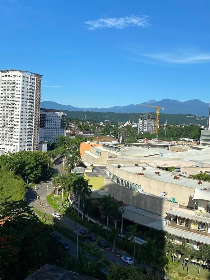 Apartahotel abreeza chills place t2-716 Davao